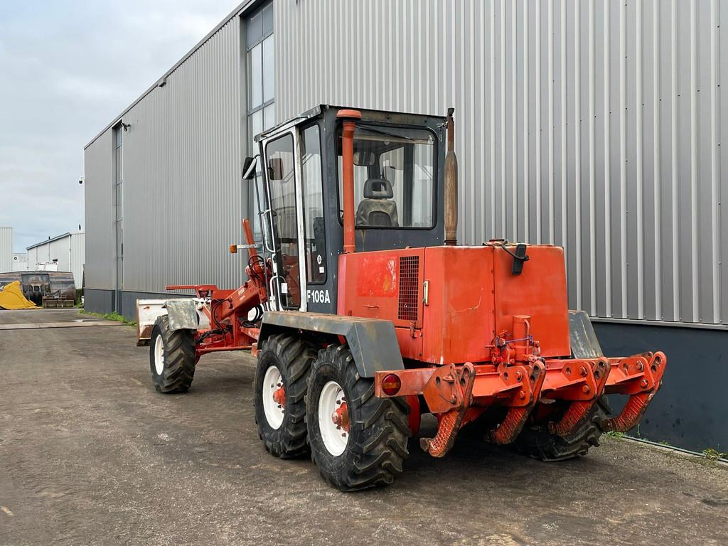 O&K F106A 6x6 Motor Grader