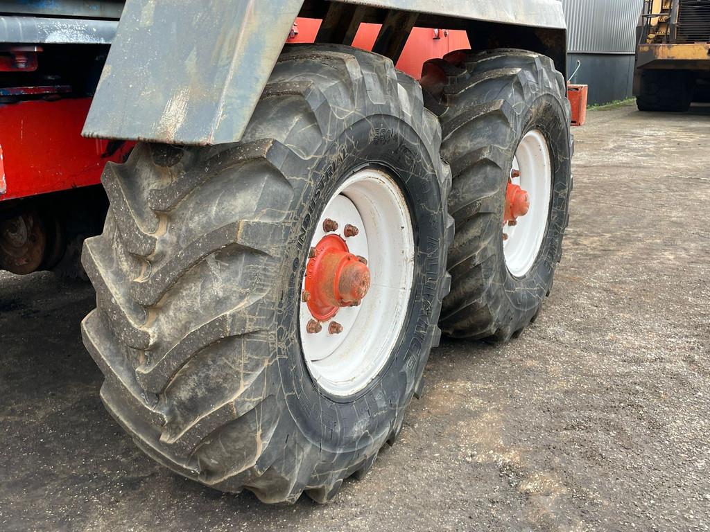 O&K F106A 6x6 Motor Grader