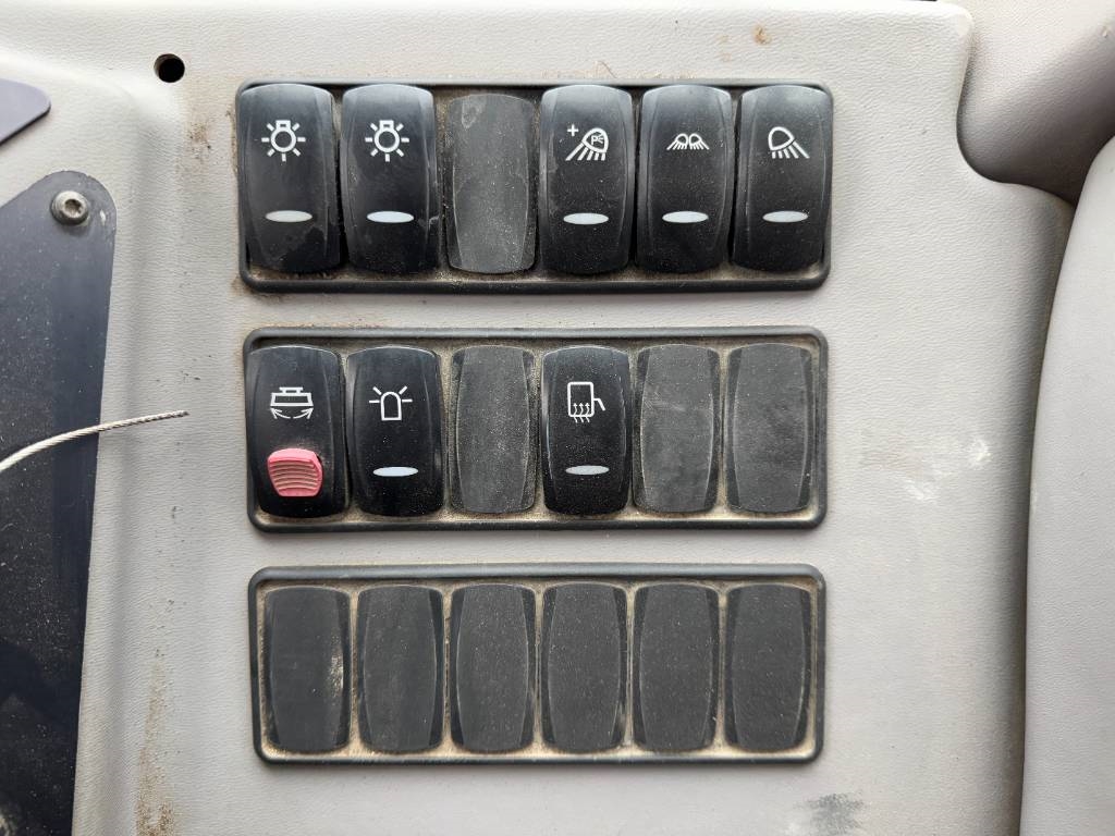 Volvo G970 - 4.27 Meter Blade / EPA Certified