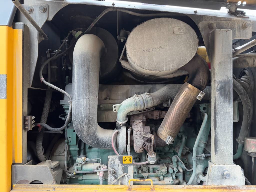Volvo G970 - 4.27 Meter Blade / EPA Certified