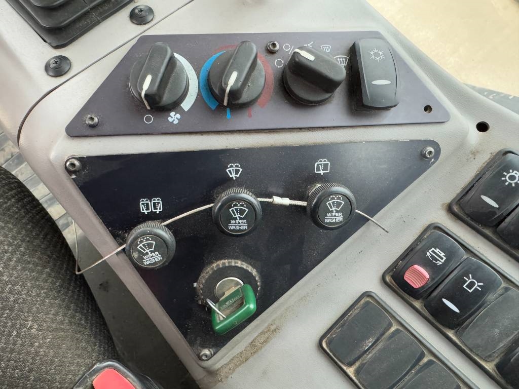 Volvo G970 - 4.27 Meter Blade / EPA Certified