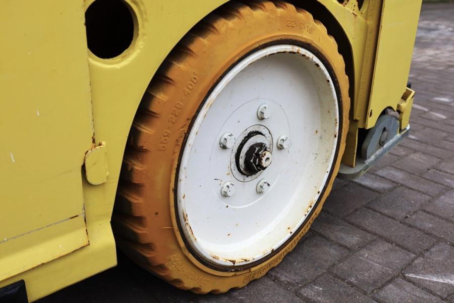 PB LIFT S195-12ES Electric, 19.6m Working Height, 700