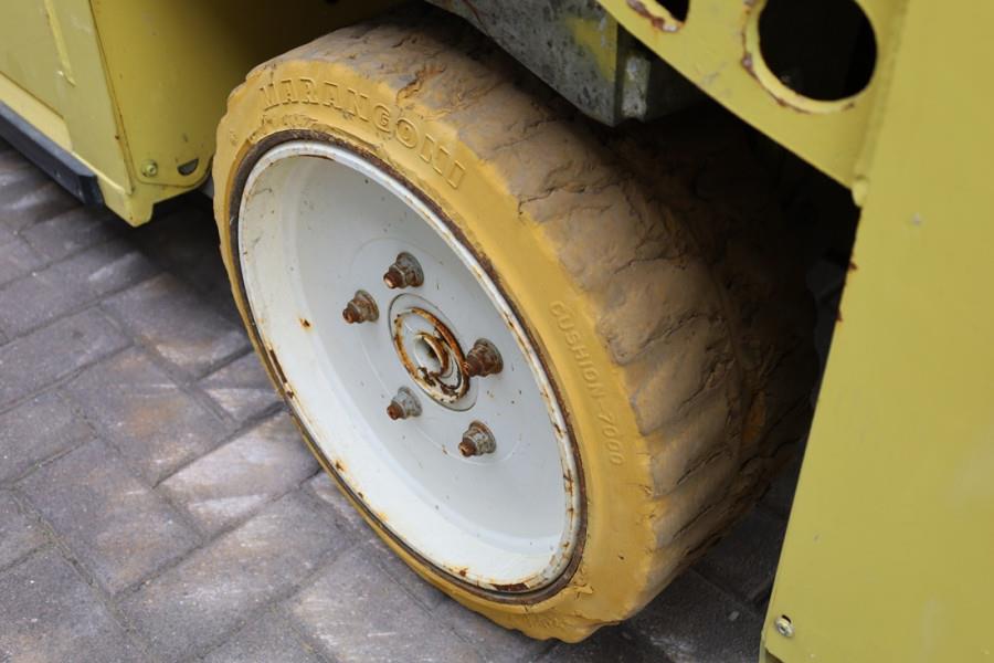 PB LIFT S195-12ES Electric, 19.6m Working Height, 700