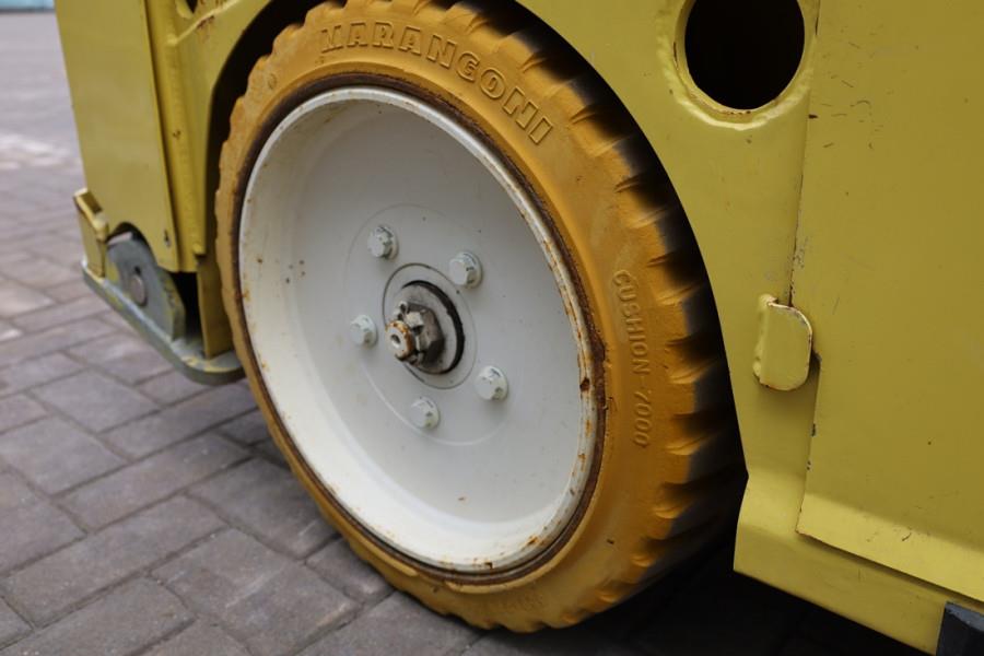 PB LIFT S195-12ES Electric, 19.6m Working Height, 700