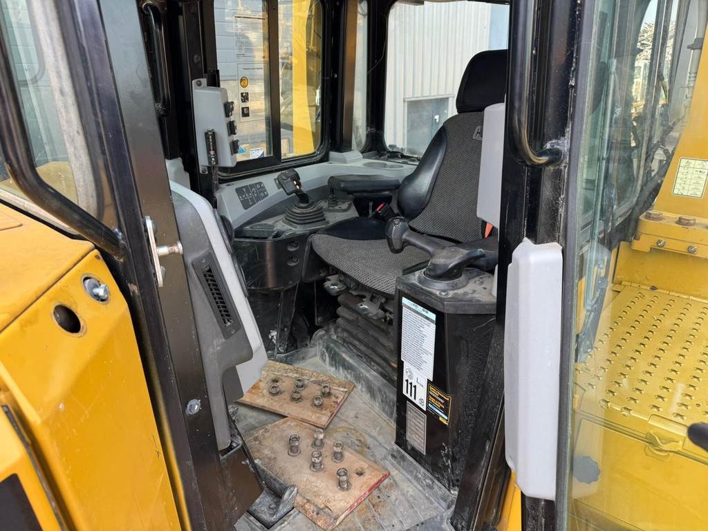 CAT D6T LGP