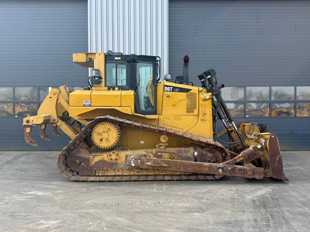 CAT D6T LGP