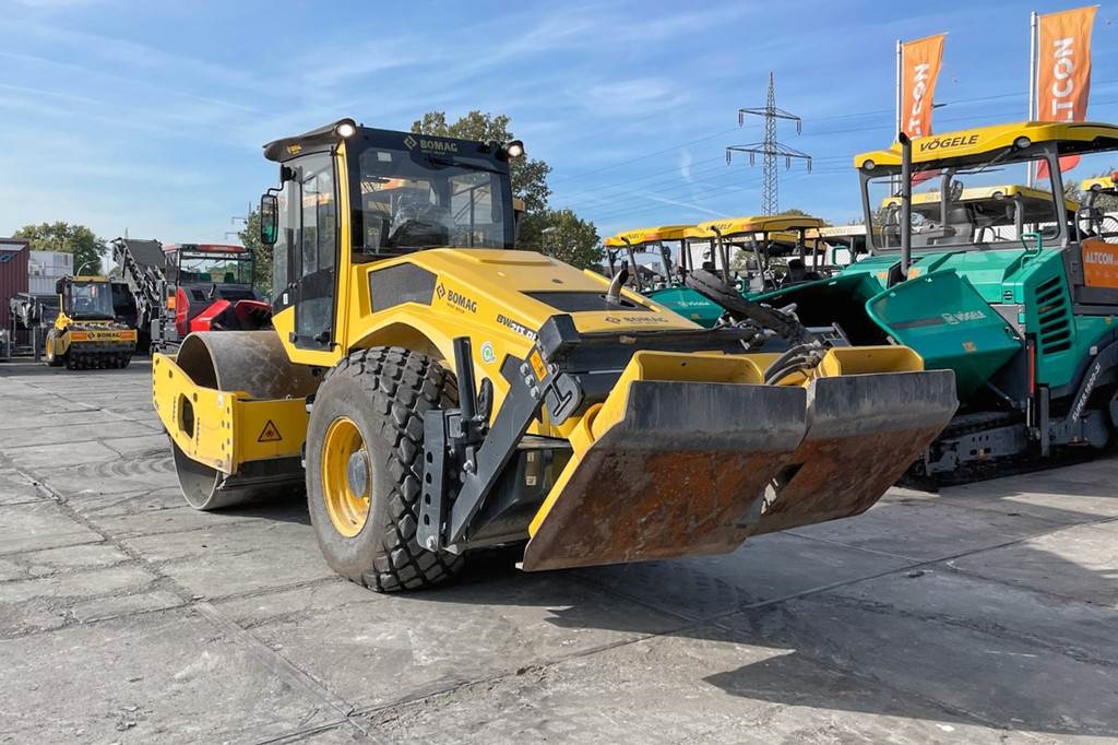 Bomag BW 213 D-5