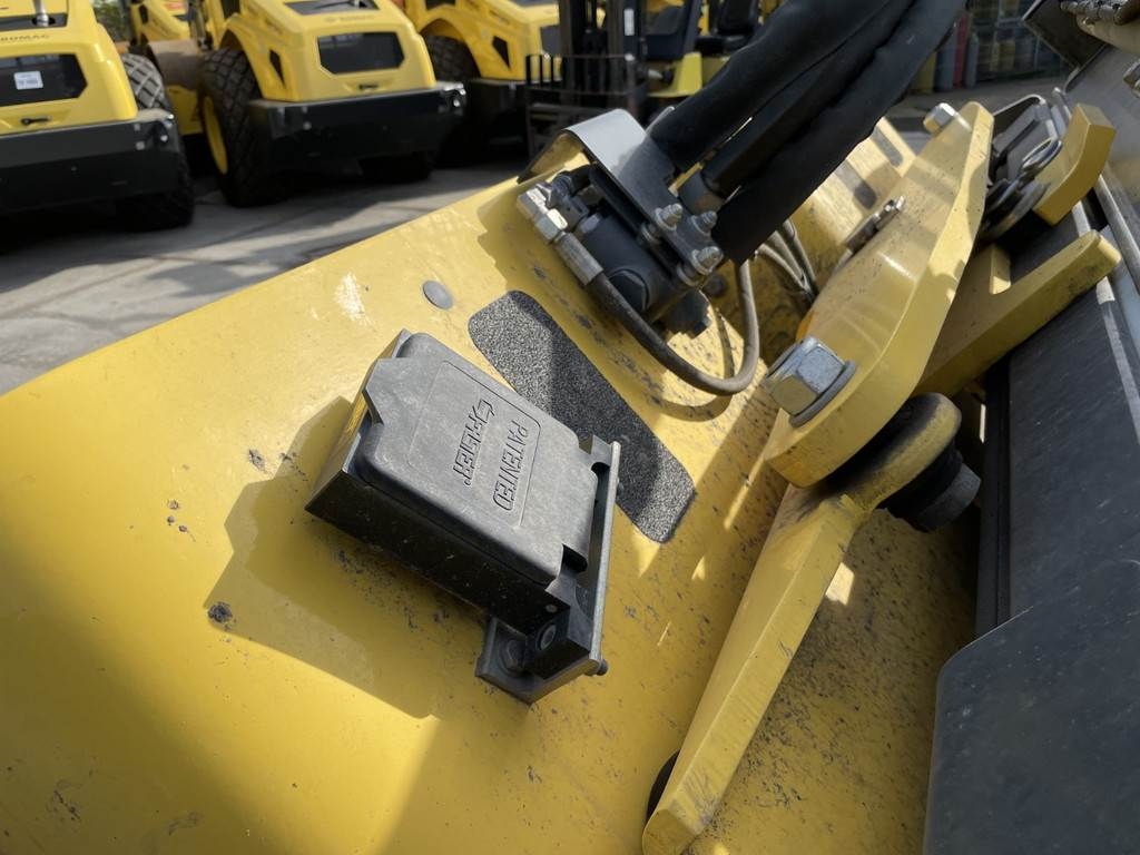 Bomag BW 213 D-5