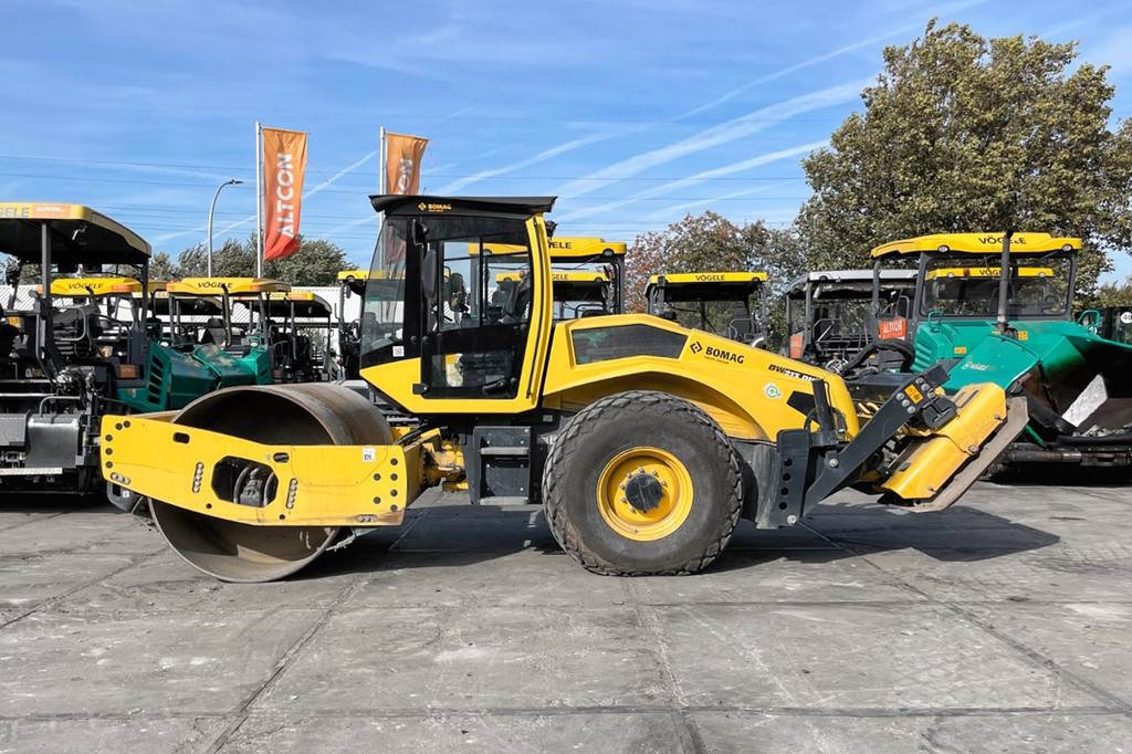 Bomag BW 213 D-5