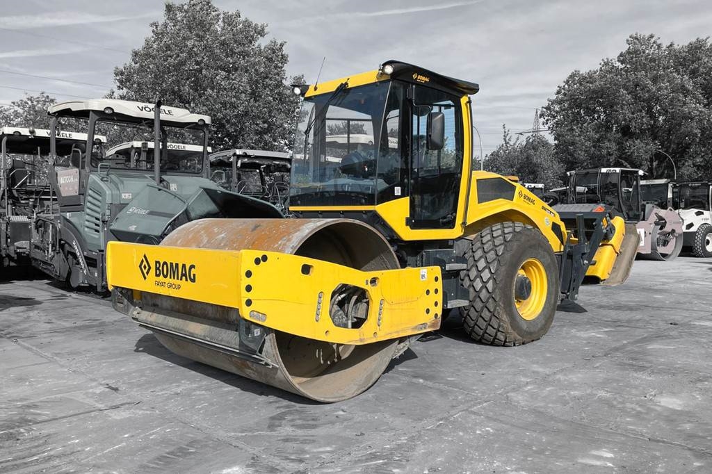 Bomag BW 213 D-5