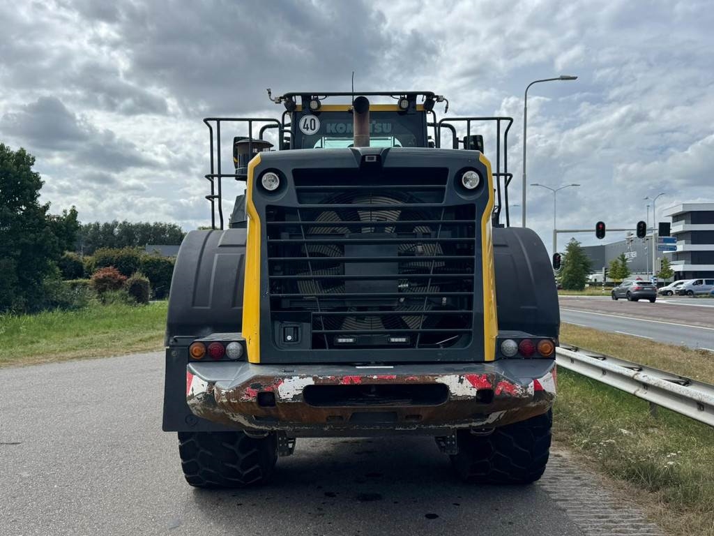 Komatsu WA470-8