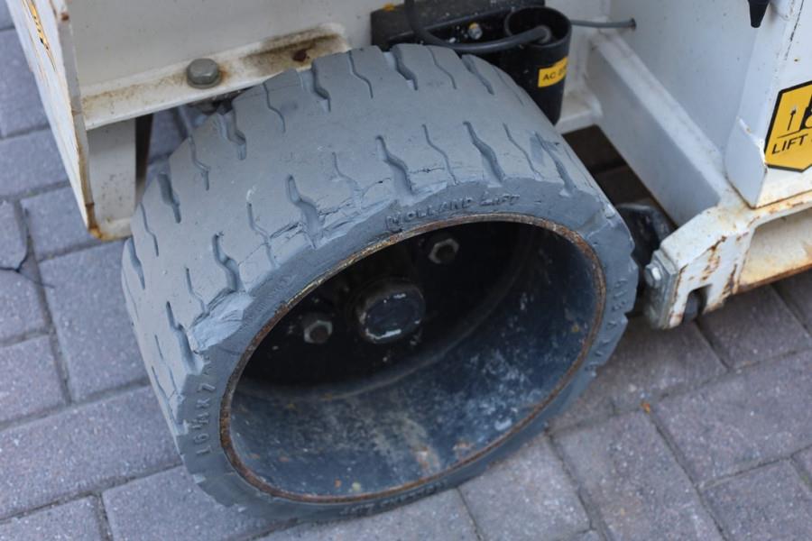 2014 Holland Lift Ecostar HL-9710-47878116