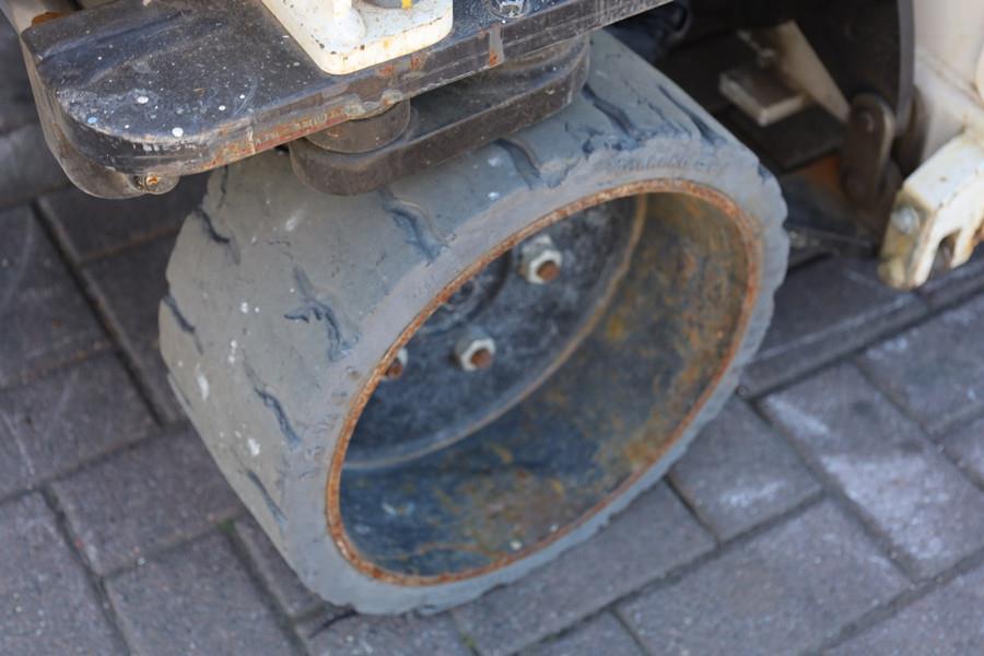 2014 Holland Lift Ecostar HL-9710-47878120