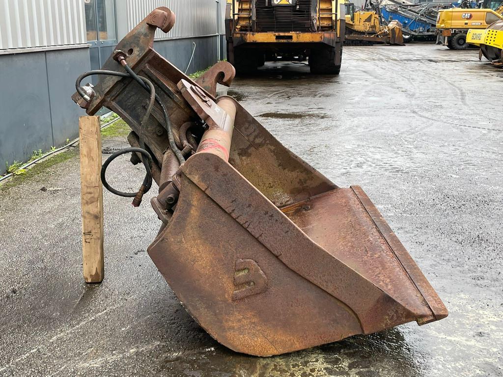 [Other] Tilting bucket CW40