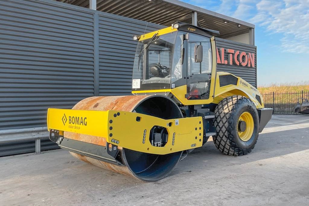 Bomag BW 213 D-5
