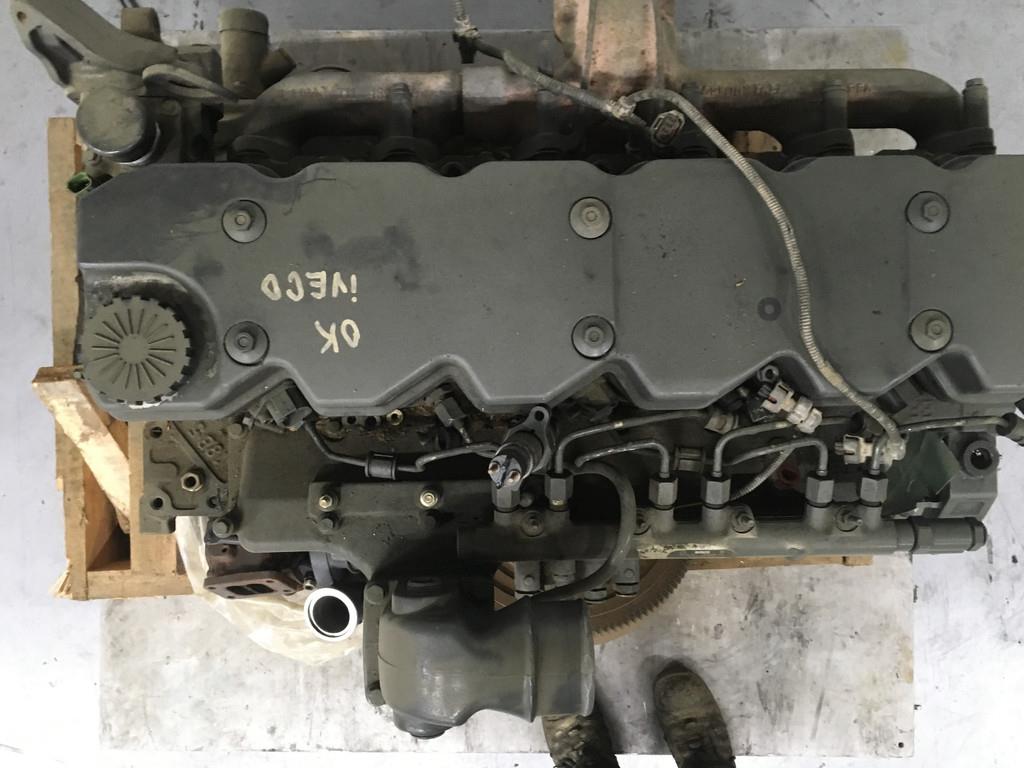 Iveco F4HE0684J*D USED