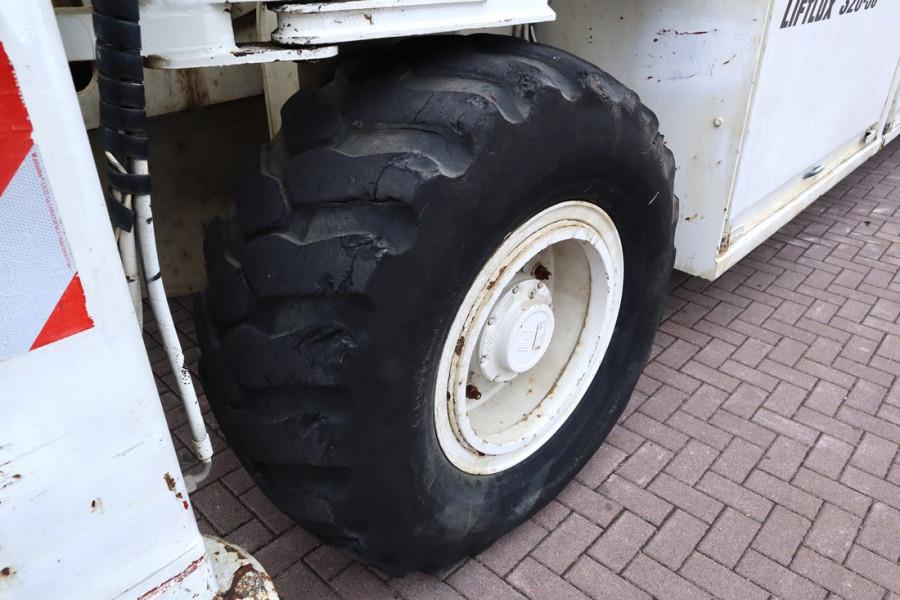 Liftlux SL320-30DS Diesel, 4x4 Drive, 34m Working Height,