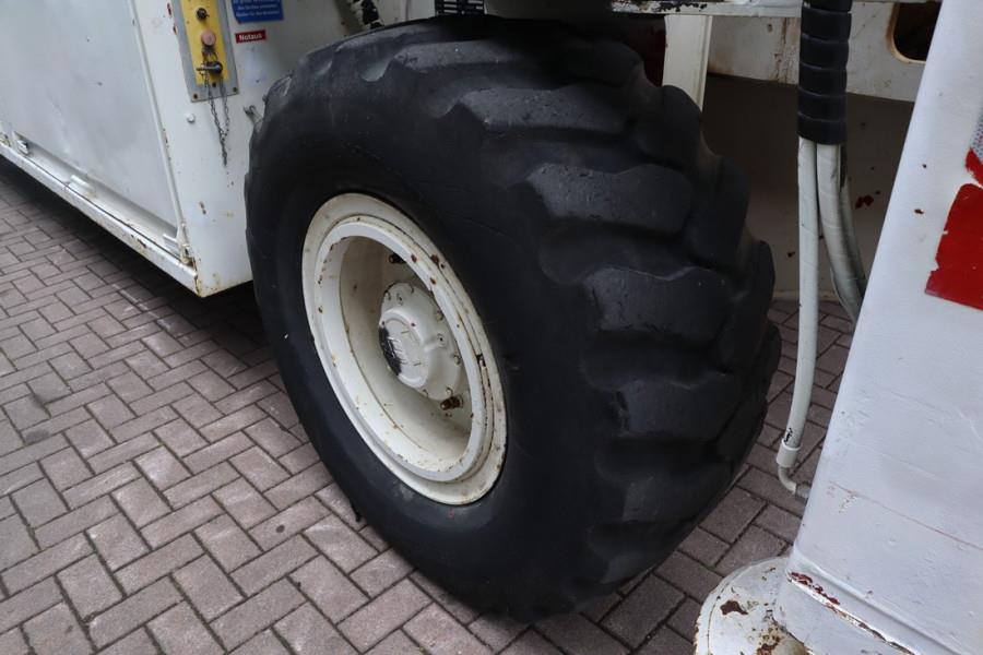 Liftlux SL320-30DS Diesel, 4x4 Drive, 34m Working Height,