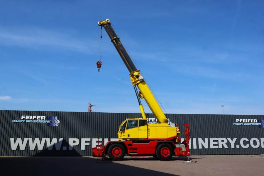 Compact Truck CT2 Diesel, 4x4x4 Drive, 30m Main Boom, 10.3m Hydr
