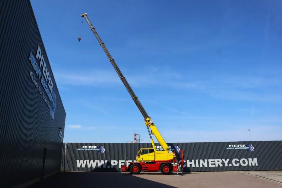 Compact Truck CT2 Diesel, 4x4x4 Drive, 30m Main Boom, 10.3m Hydr
