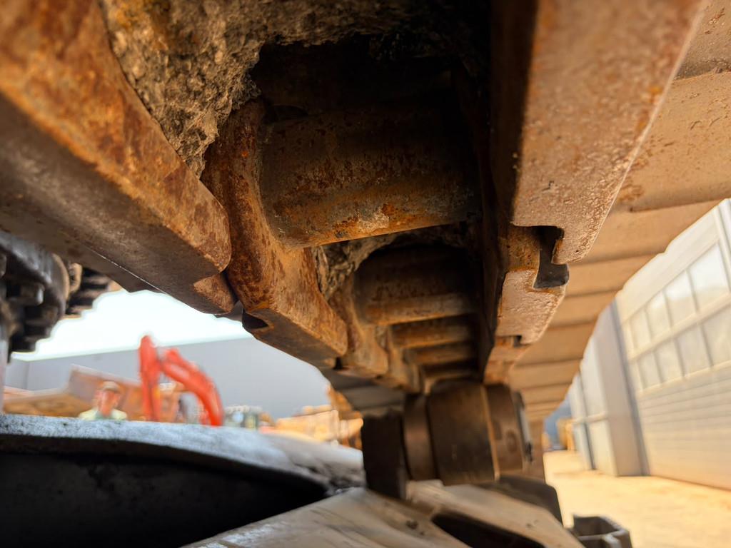 2011 Hitachi ZX350LCN-3-48165399