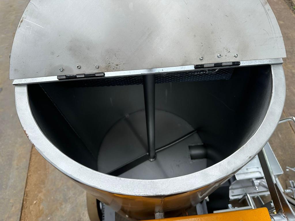 Giga Power 860 Road Marking Machine