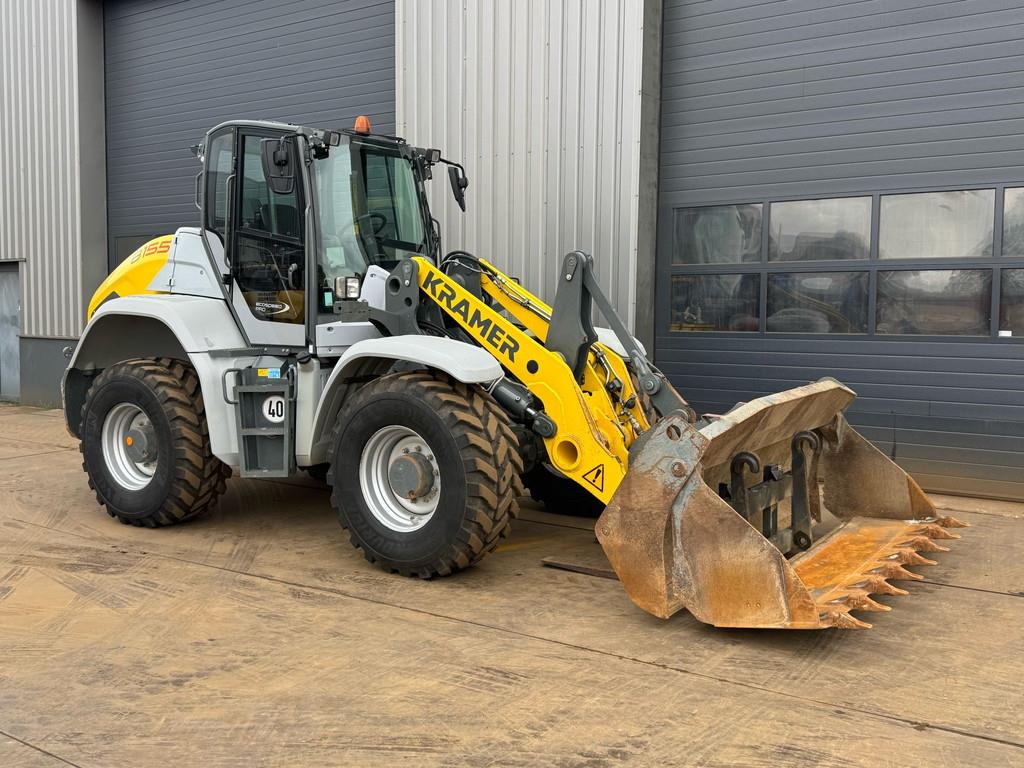 Kramer 8155 / Forks / bucket