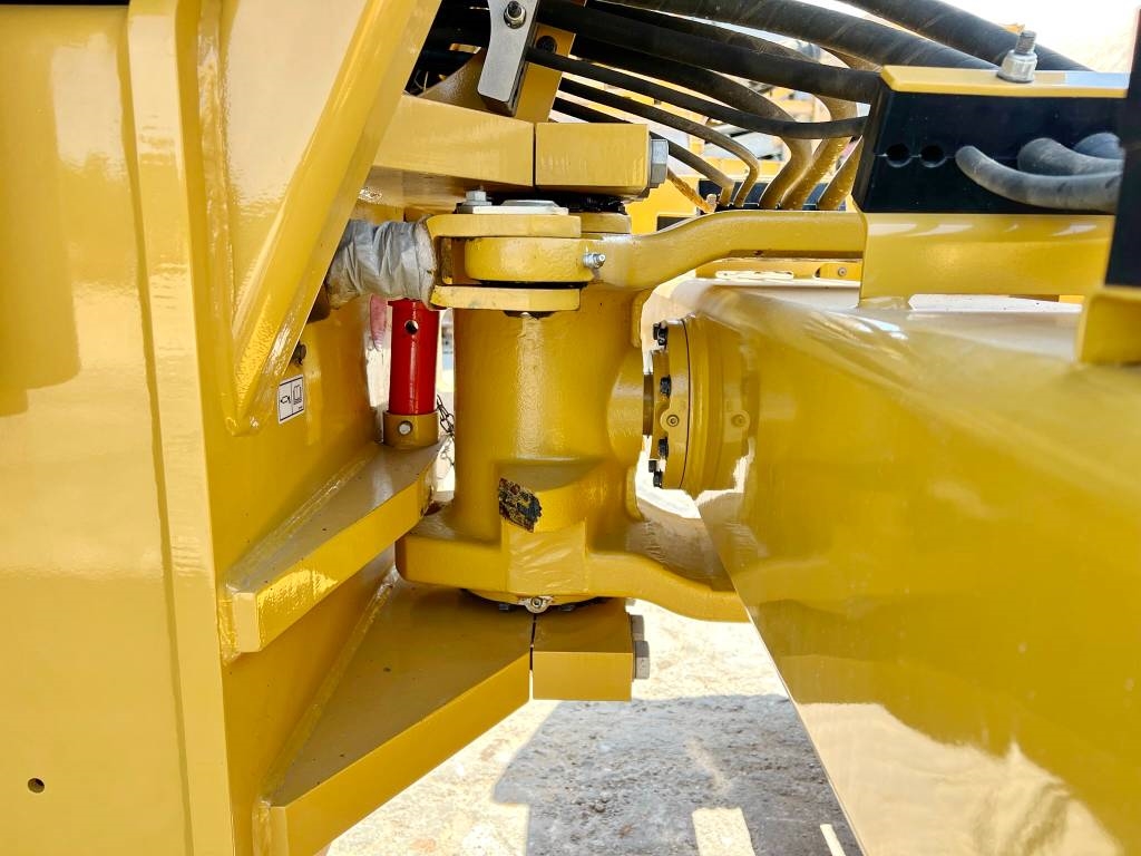 CAT CS66B - Excellent Condition / Low Hours / CE