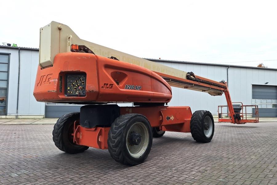 JLG 1200SJP Diesel, 38.7m Working Height, 23.5m Reach,
