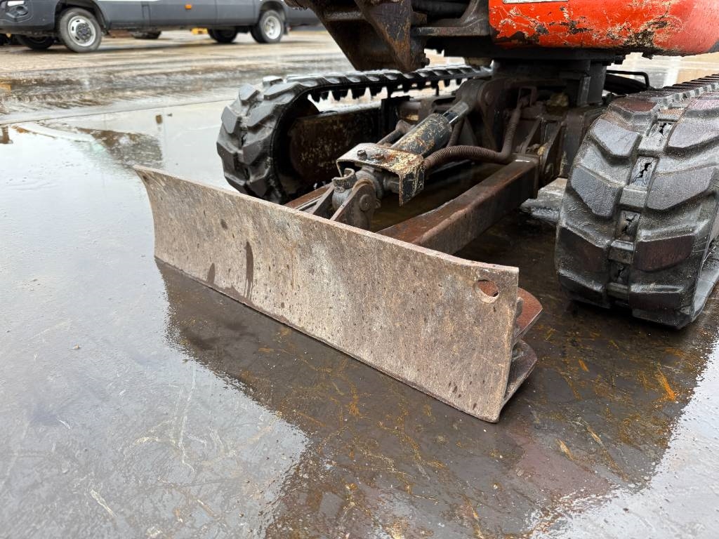 Kubota U10-3 - Hydr. Undercarriage / Hammer Lines