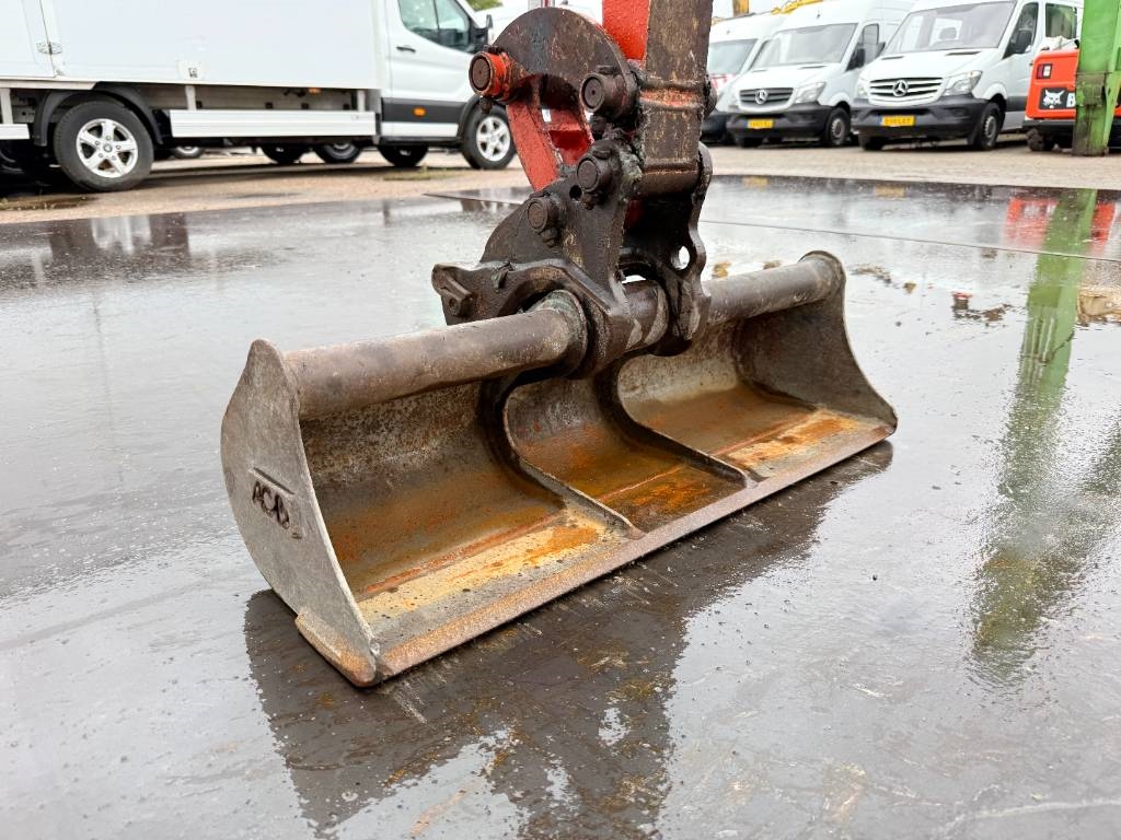 Kubota U10-3 - Hydr. Undercarriage / Hammer Lines
