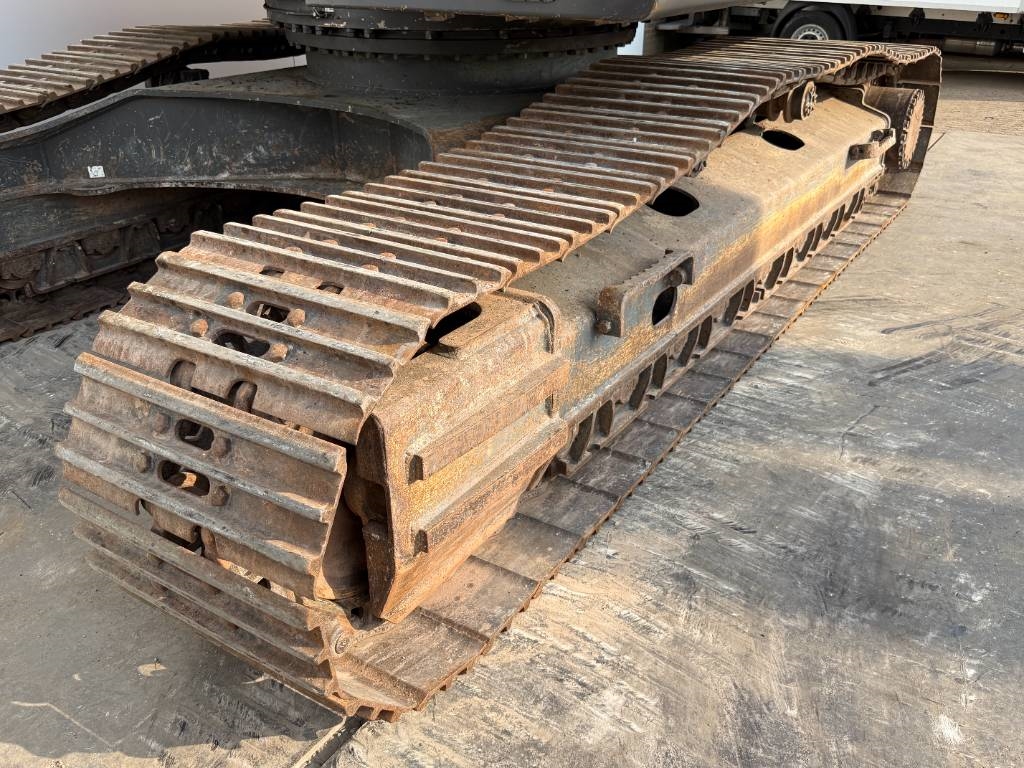Volvo EC300ENL - Oilquick / Triple Boom / Tilting Bucket