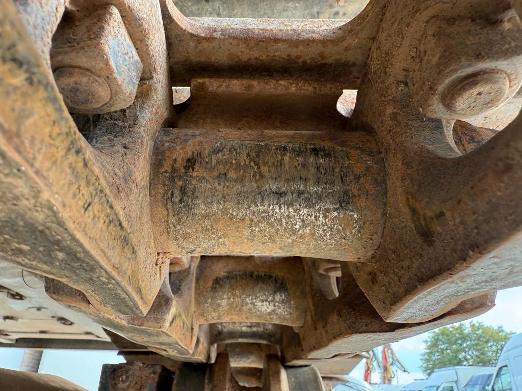 Volvo EC300ENL - Oilquick / Triple Boom / Tilting Bucket