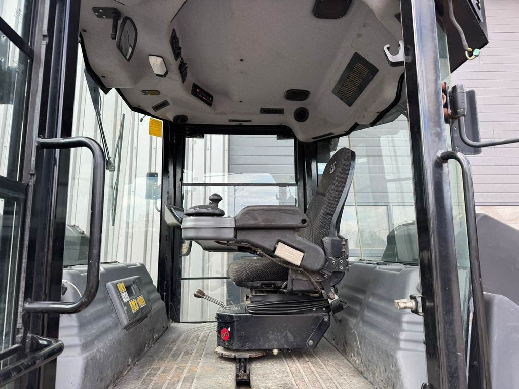 CAT CD54B