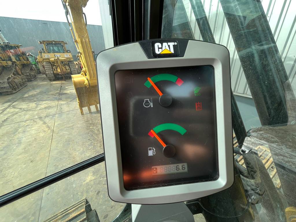 CAT 320D3 GC