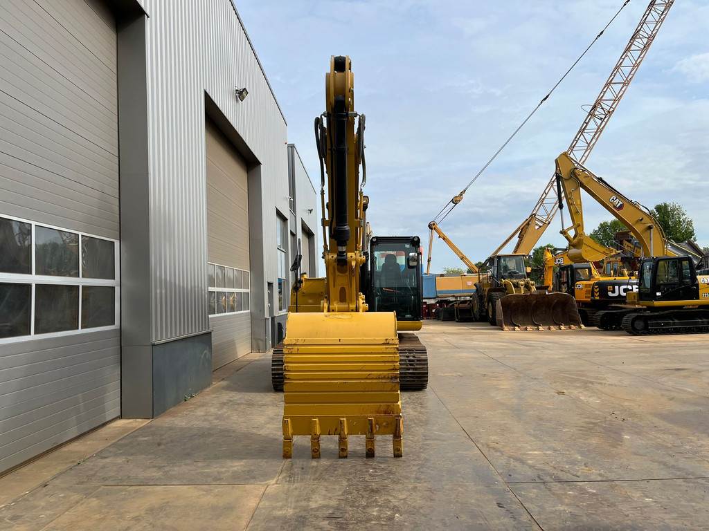 CAT 320D3 GC
