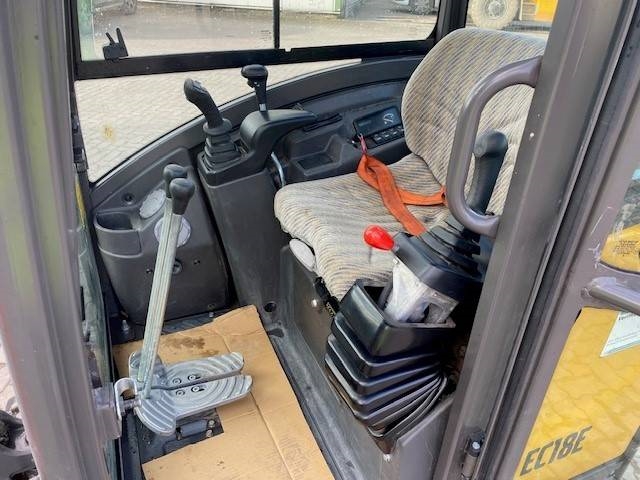 Volvo EC 18 E MIETE / RENTAL (12001760)