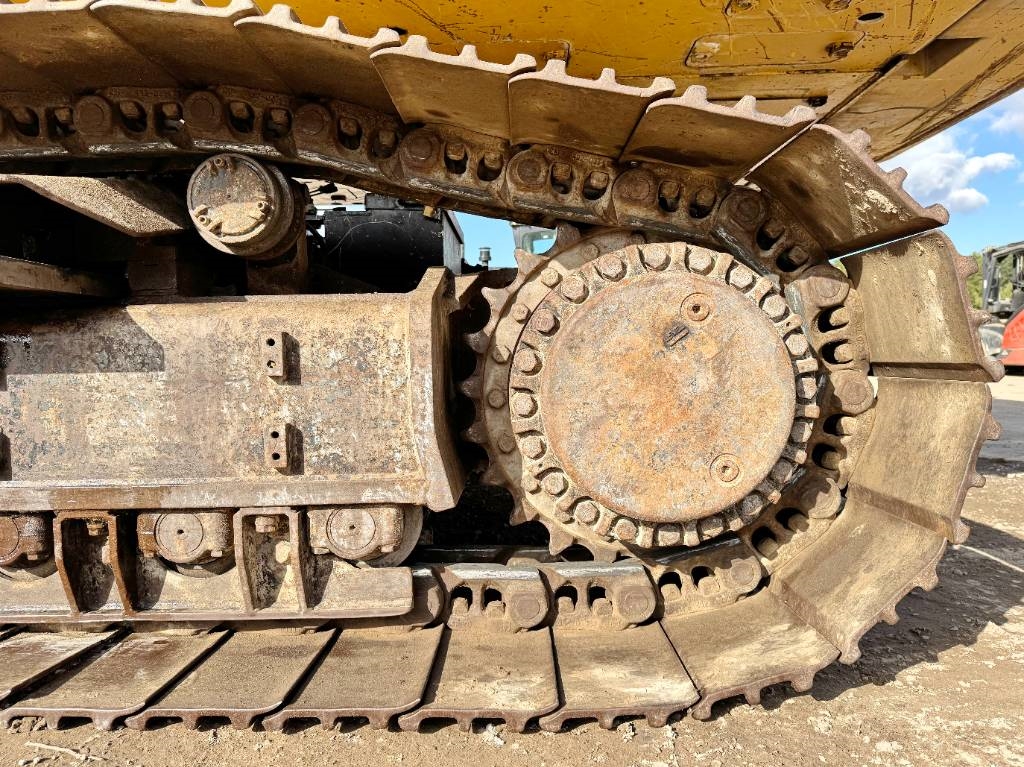 CAT 345CL UHD - 30m Demolition / Hydr Undercarriage