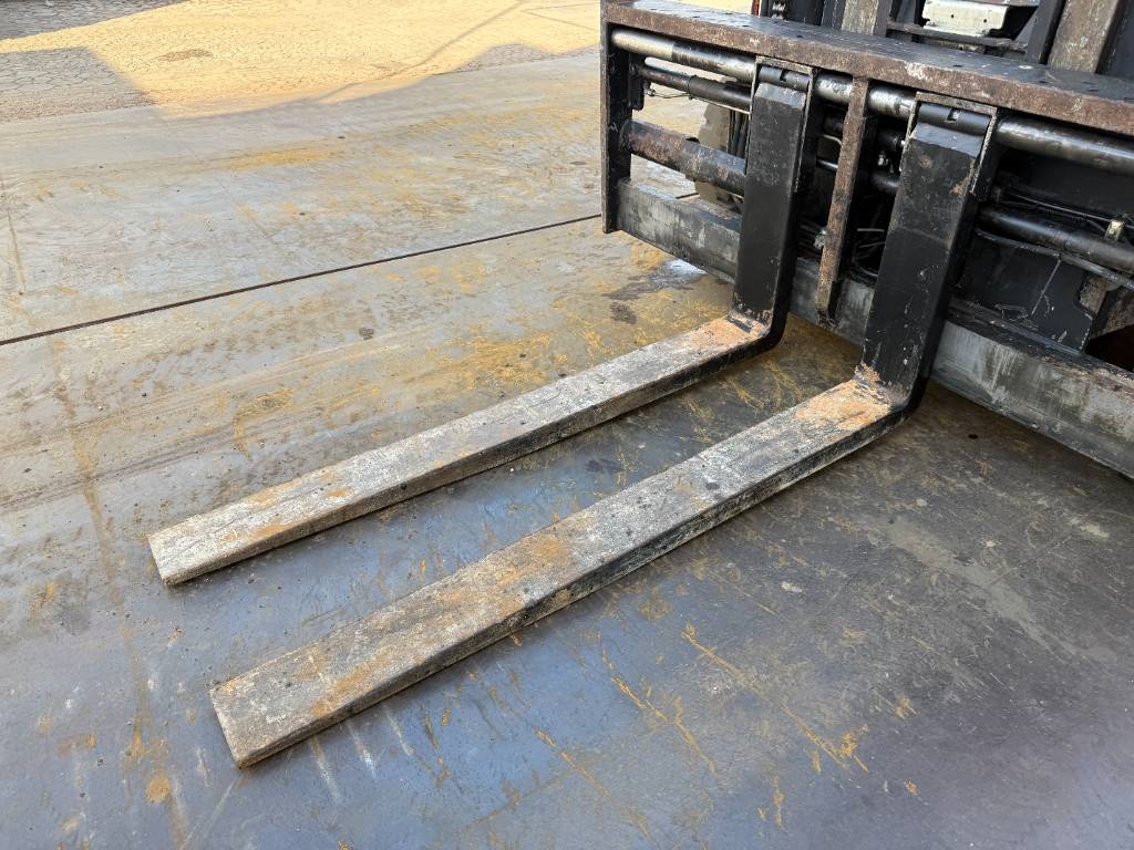 Yale GDP120DB - Triplex / Side Shift / Fork Positioners