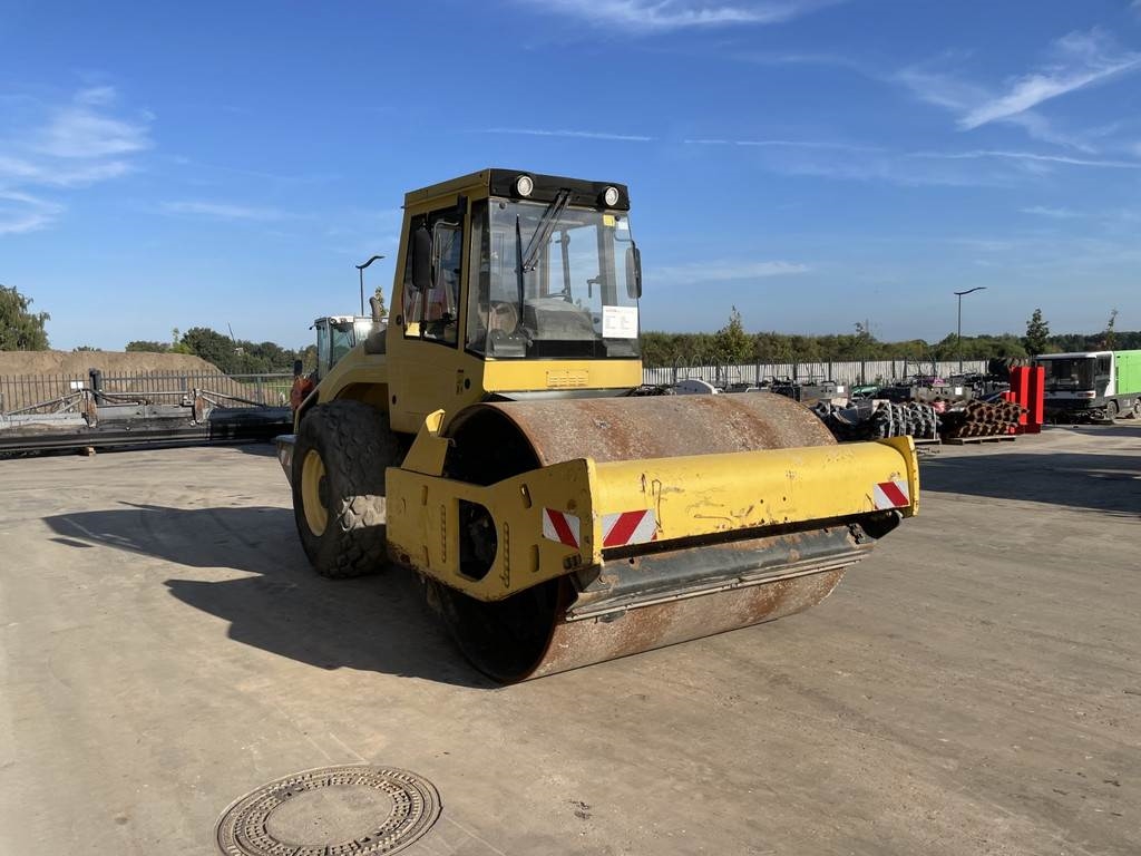 Bomag BW 213 DH-4