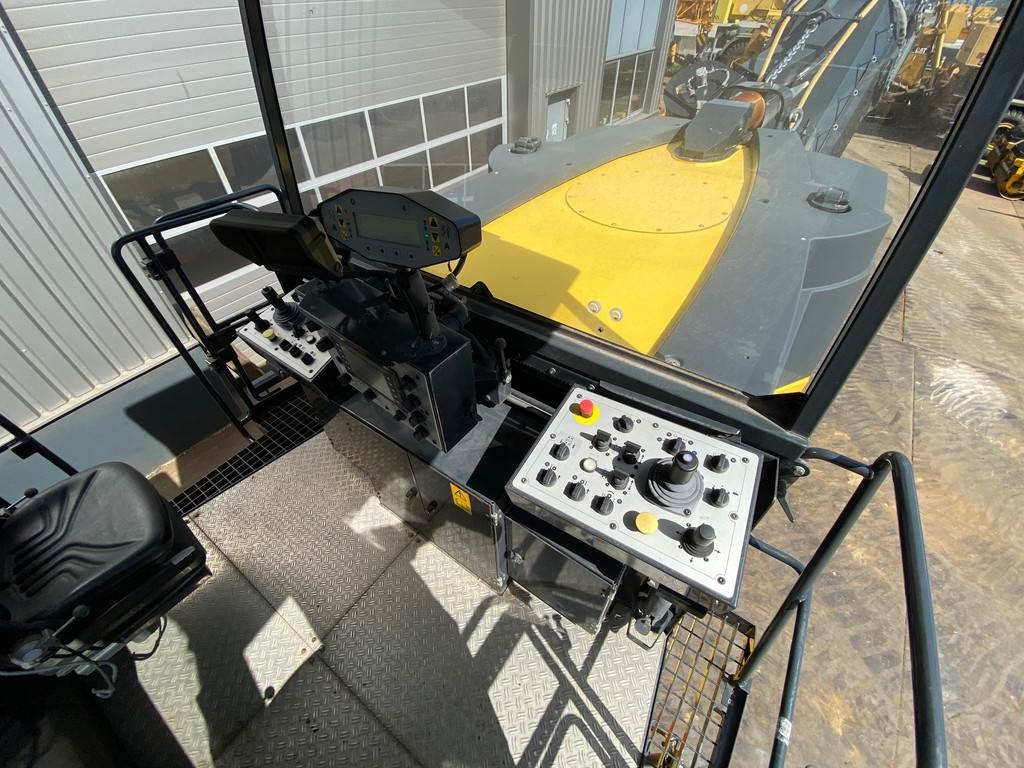 Bomag BM2000/75 Cold Planer