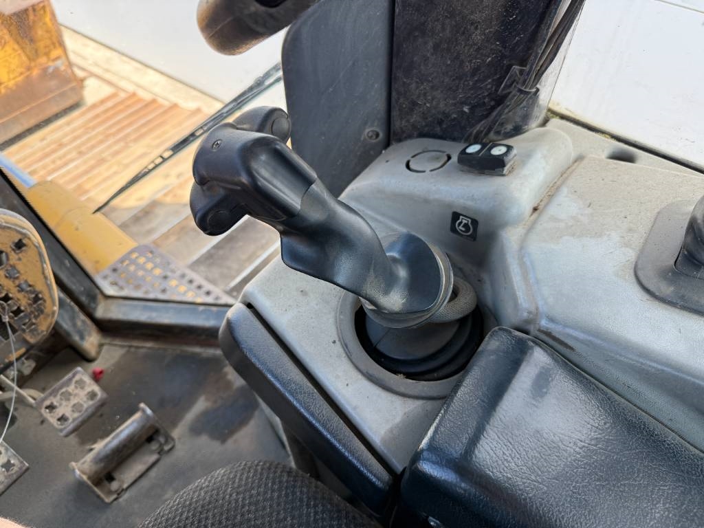 CAT D6N LGP - CE Certified / Ripper Valve / Airco