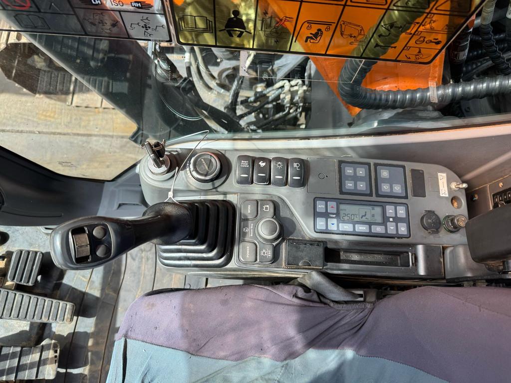 Doosan DX140LC-5 - CE / Verachtert CW30 - GP edge bucket