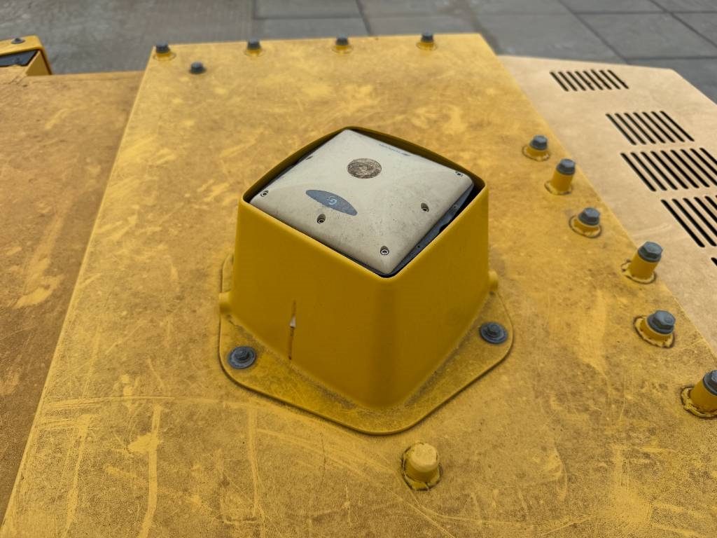 Komatsu D61PXi-24 - Trimble GPS/GNSS / Ripper Valve