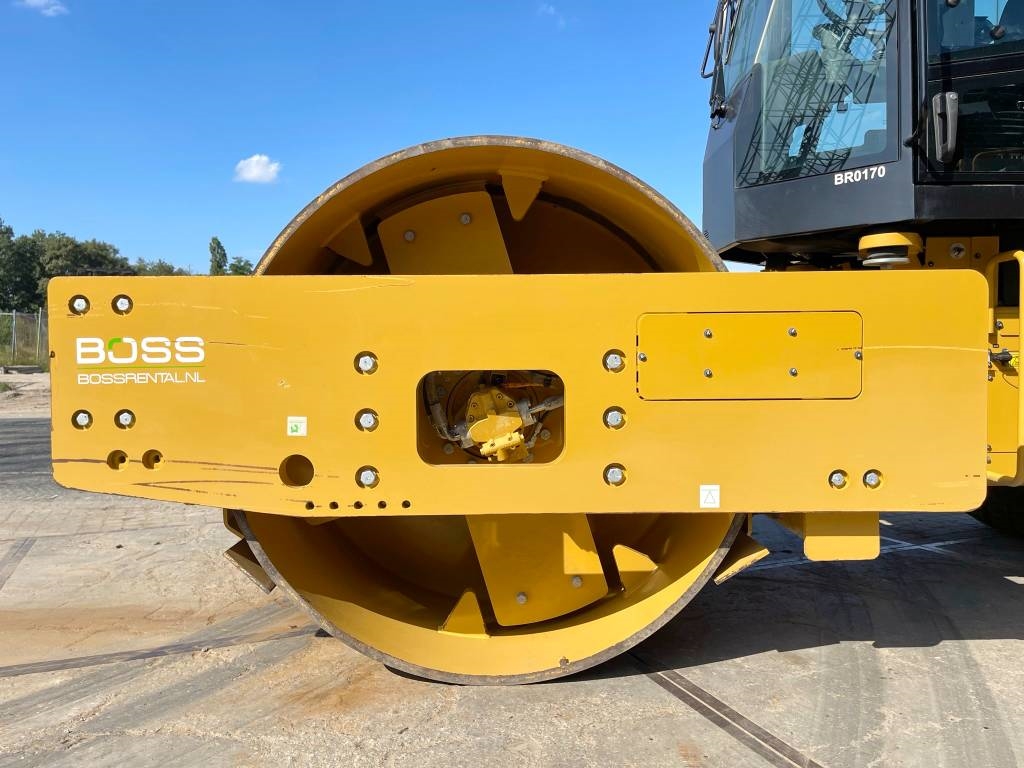 CAT CS66B - CE Certified / Low Hours