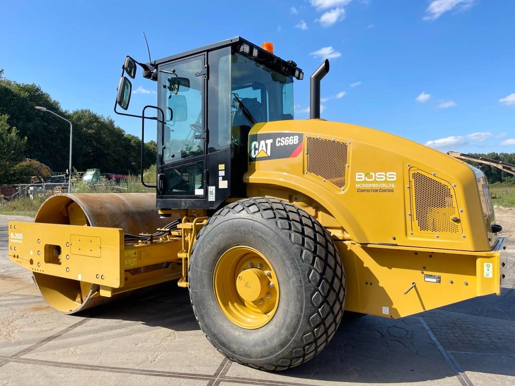 CAT CS66B - CE Certified / Low Hours