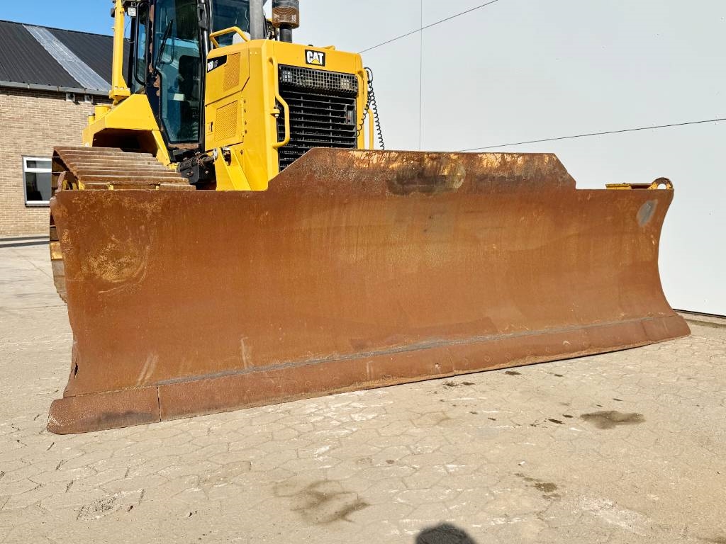 CAT D6N LGP - Backup Camera / GPS Prepaired