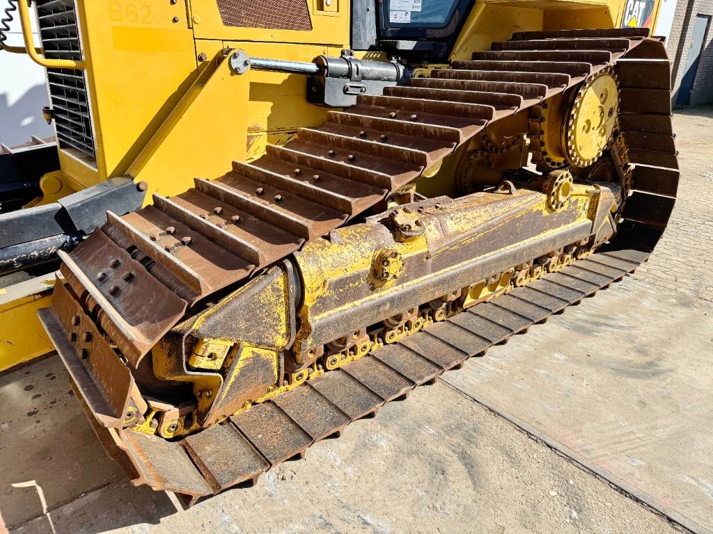 CAT D6N LGP - Backup Camera / GPS Prepaired