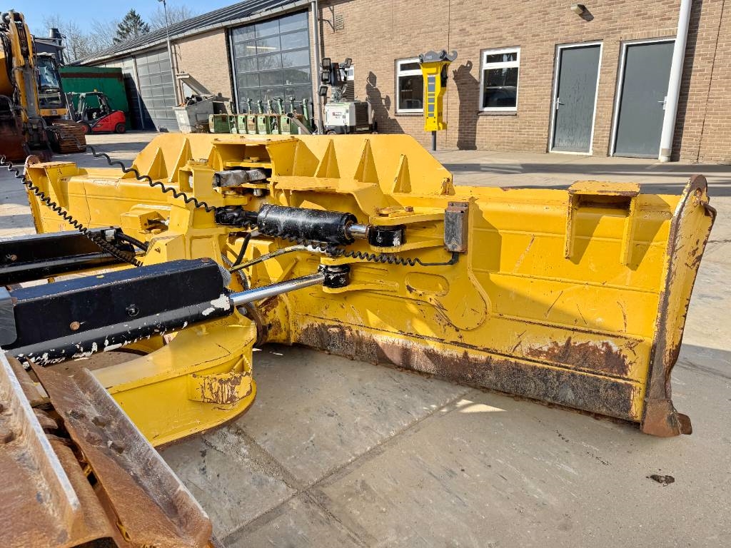 CAT D6N LGP - Backup Camera / GPS Prepaired