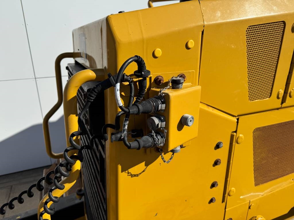 CAT D6N LGP - Backup Camera / GPS Prepaired